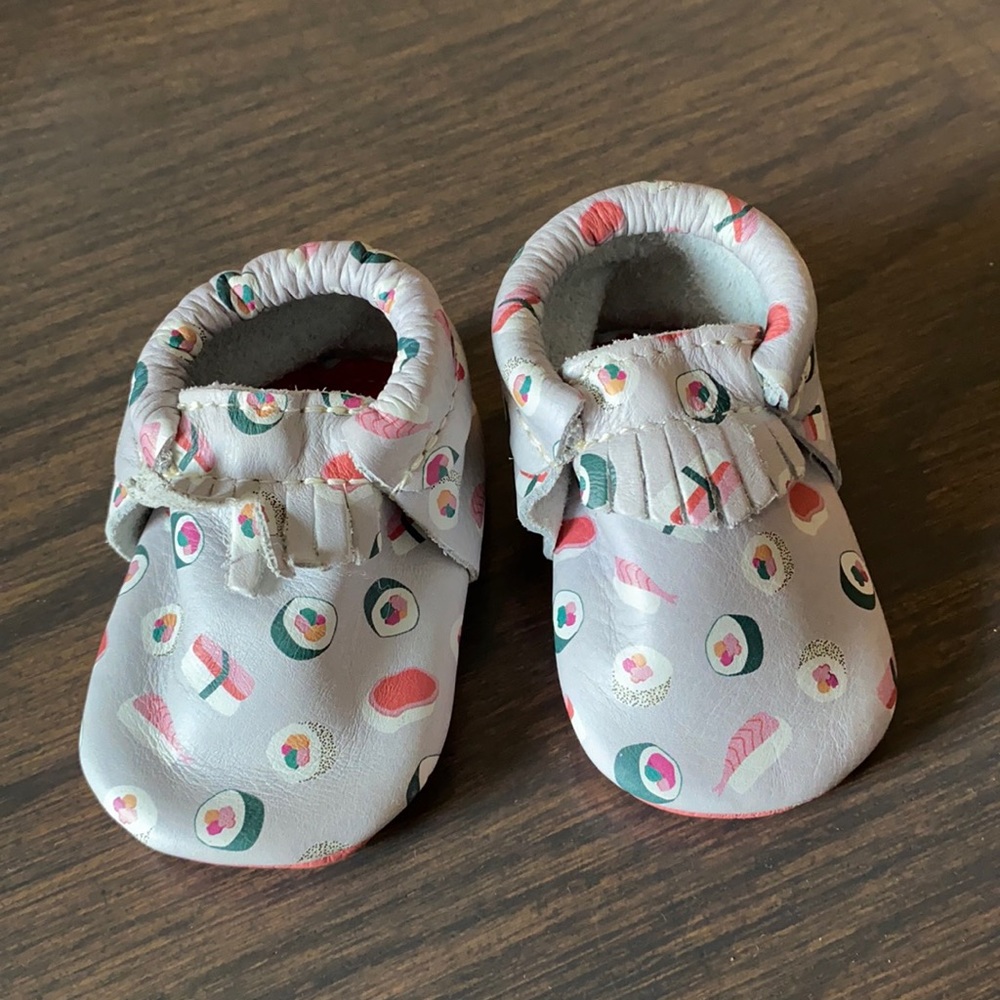 Never worn Freshly Picked sushi moccasins